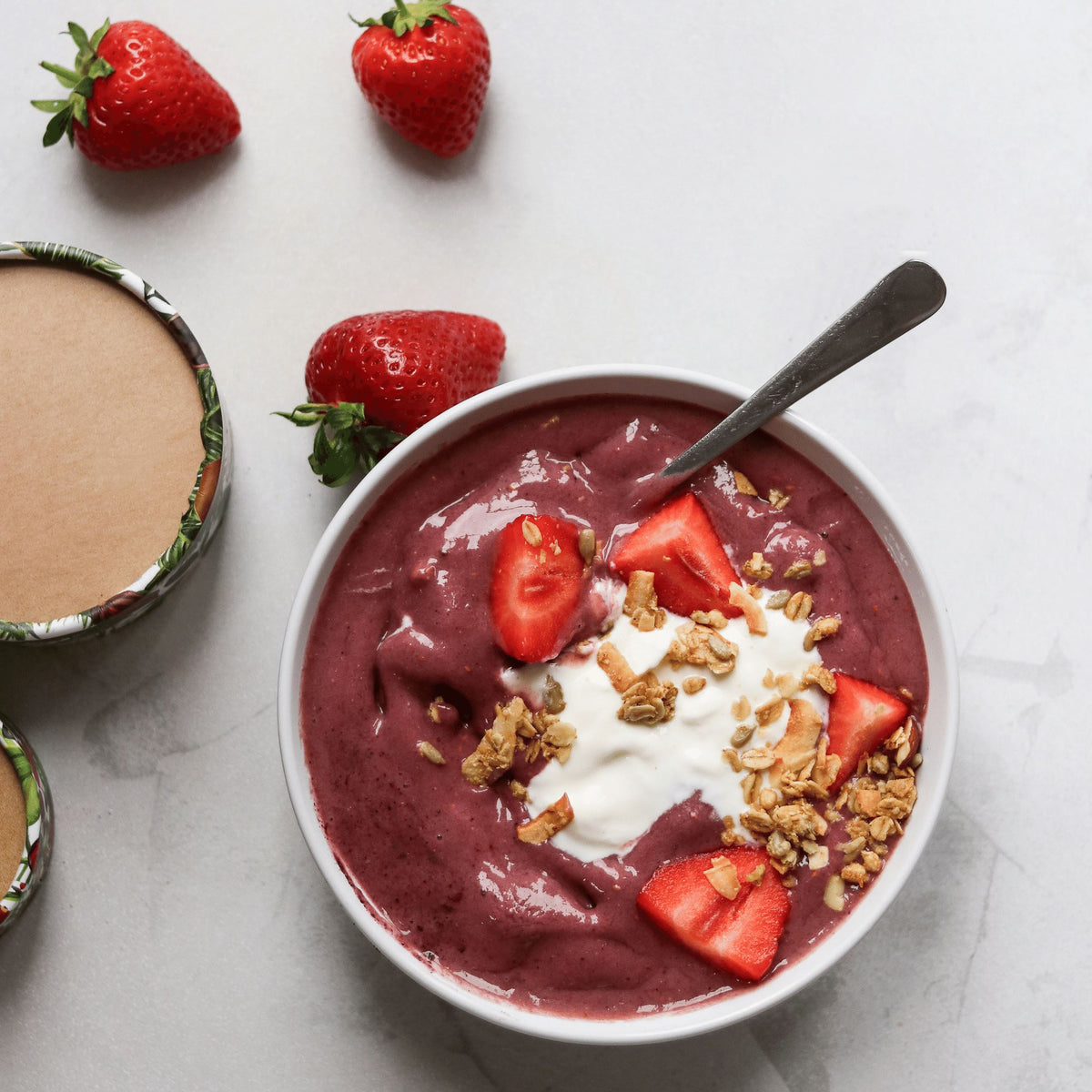 The Best Berry Smoothie Bowl – Rheal