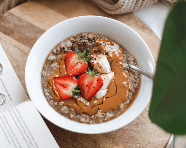 Warm Berry Porridge Recipe with Peanut Butter & Berry Beauty