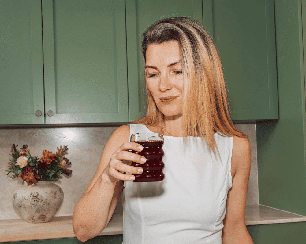 What is Perimenopause? The Signs, Symptoms and How To Support Your Body
